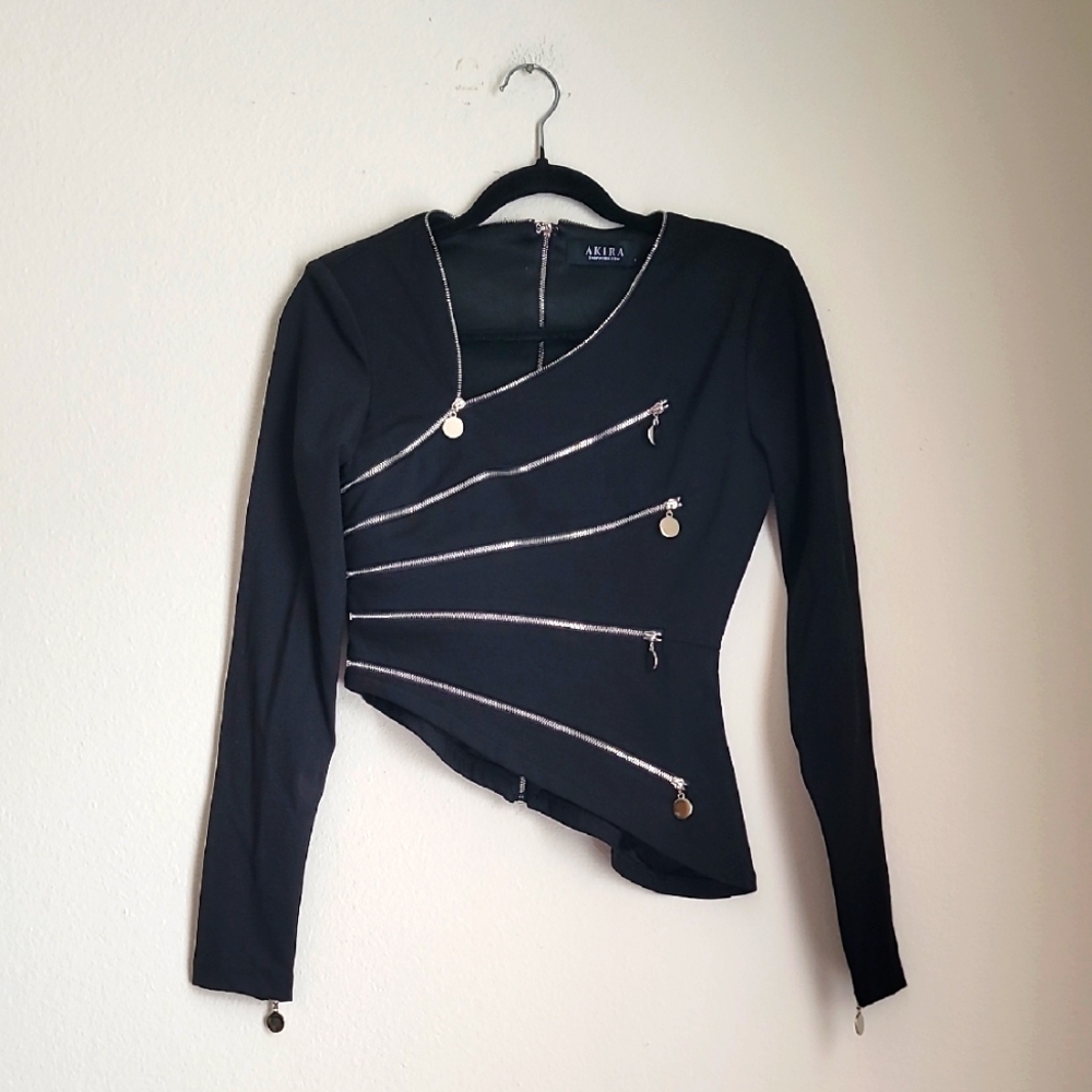 AKIRA Black Asymmetrical Zipper Blouse